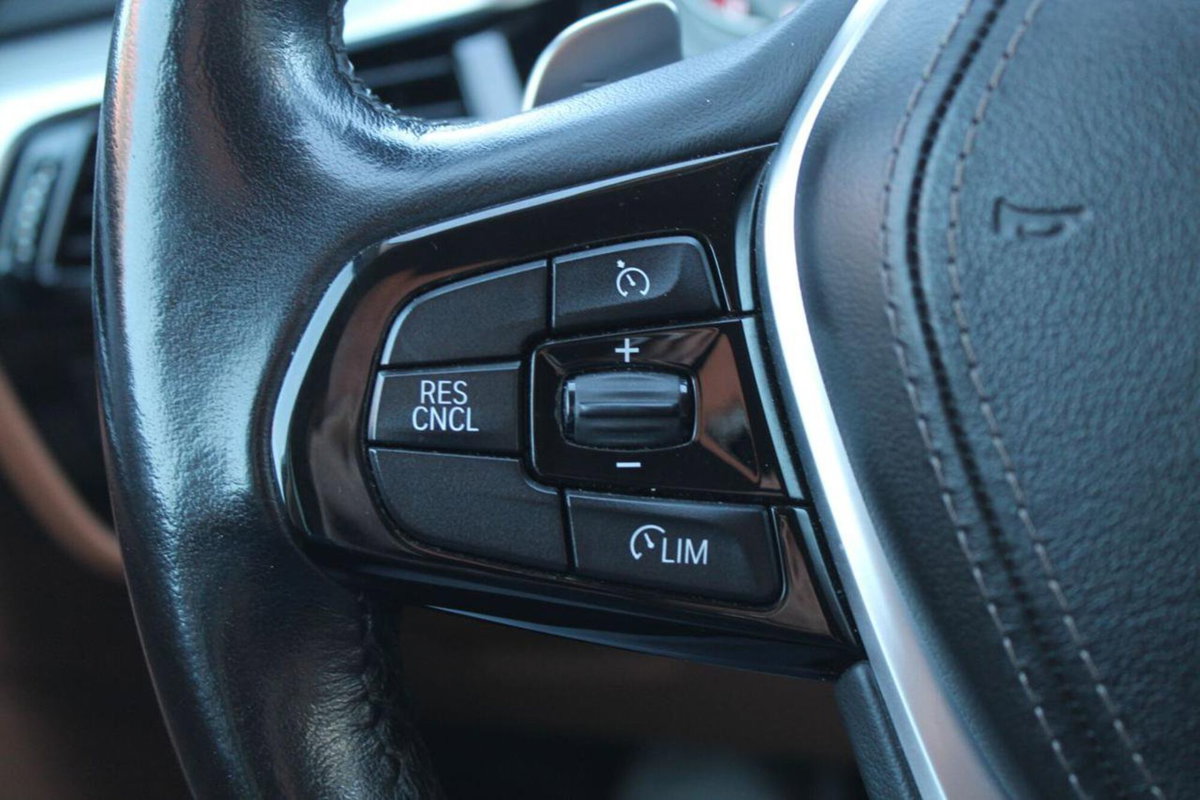 BMW Serie 5 520d xDrive Sport (12)