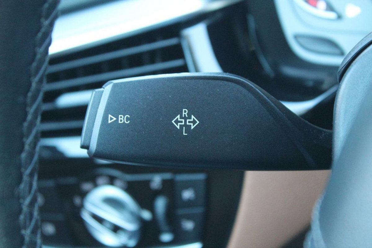 BMW Serie 5 520d xDrive Sport (16)