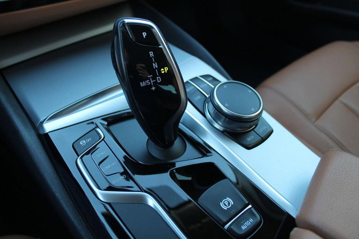 BMW Serie 5 520d xDrive Sport (18)