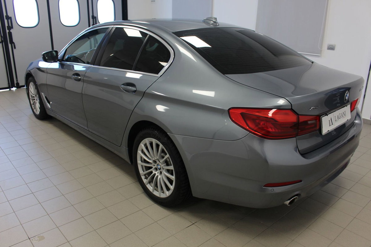 BMW Serie 5 520d xDrive Sport (6)