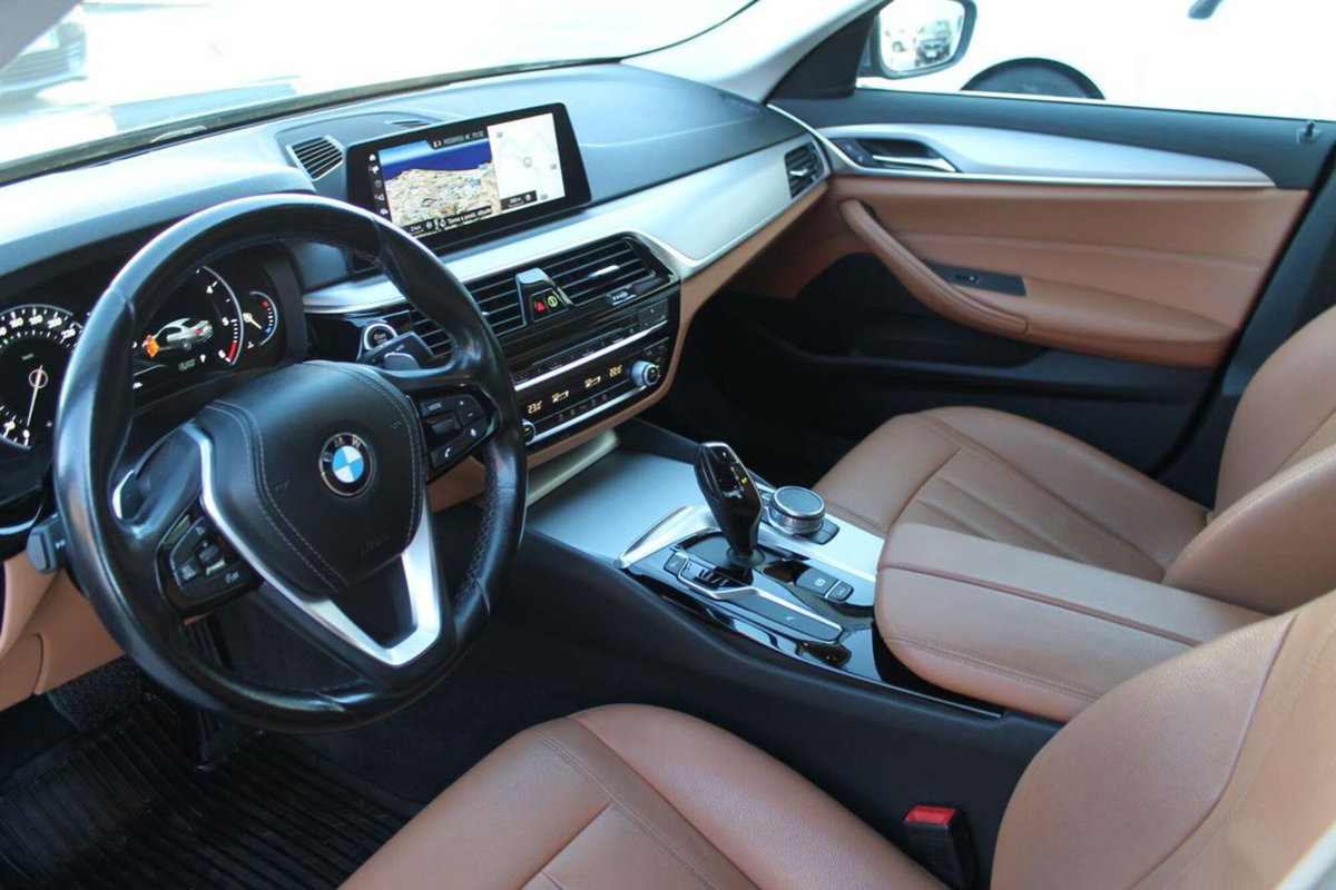 BMW Serie 5 520d xDrive Sport (7)