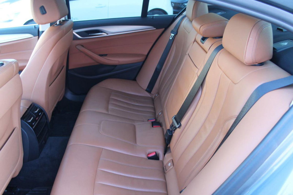 BMW Serie 5 520d xDrive Sport (9)