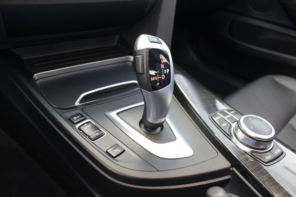 BMW Serie 4 Gran Coupé 418d  Msport (14)