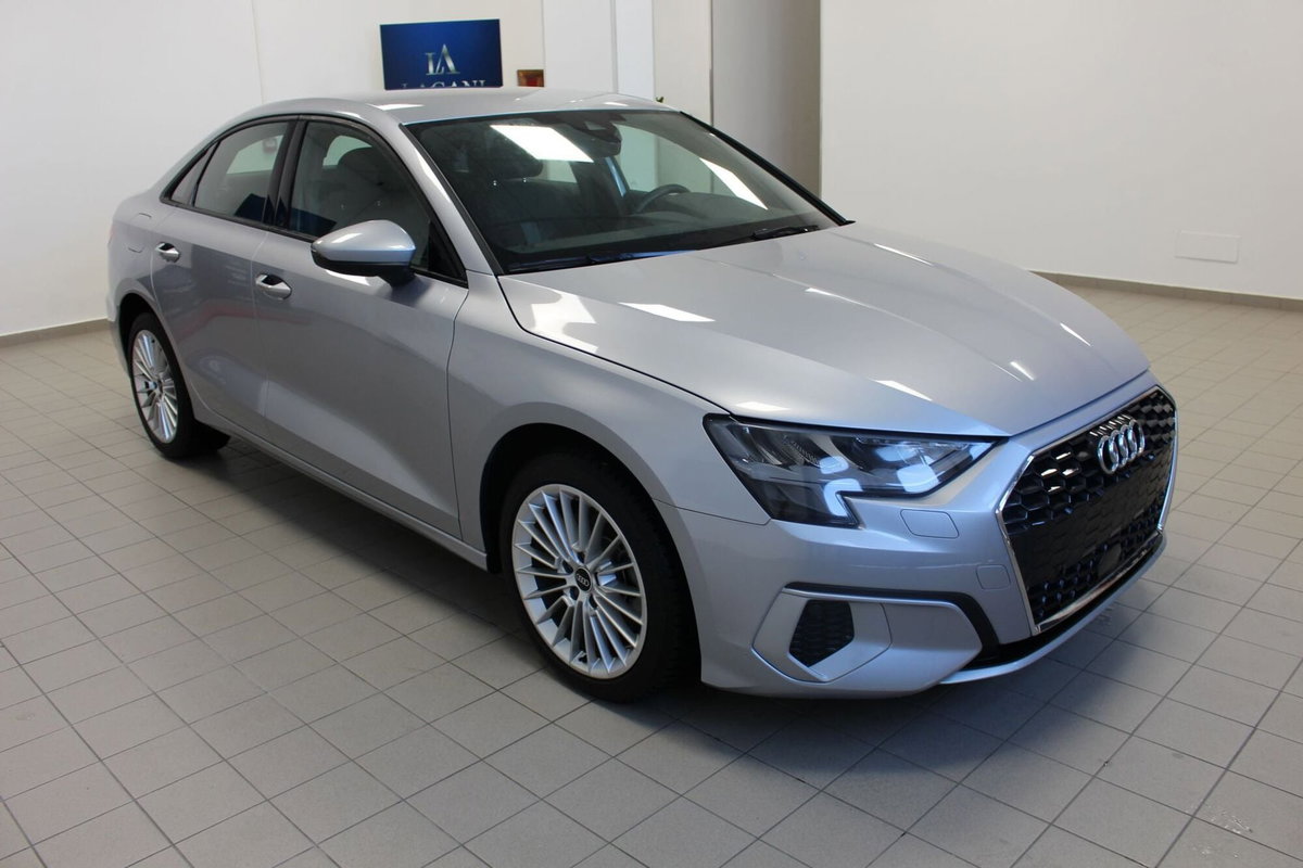 Audi A3 Sedan 35 TDI S tronic Business Advanced (4)