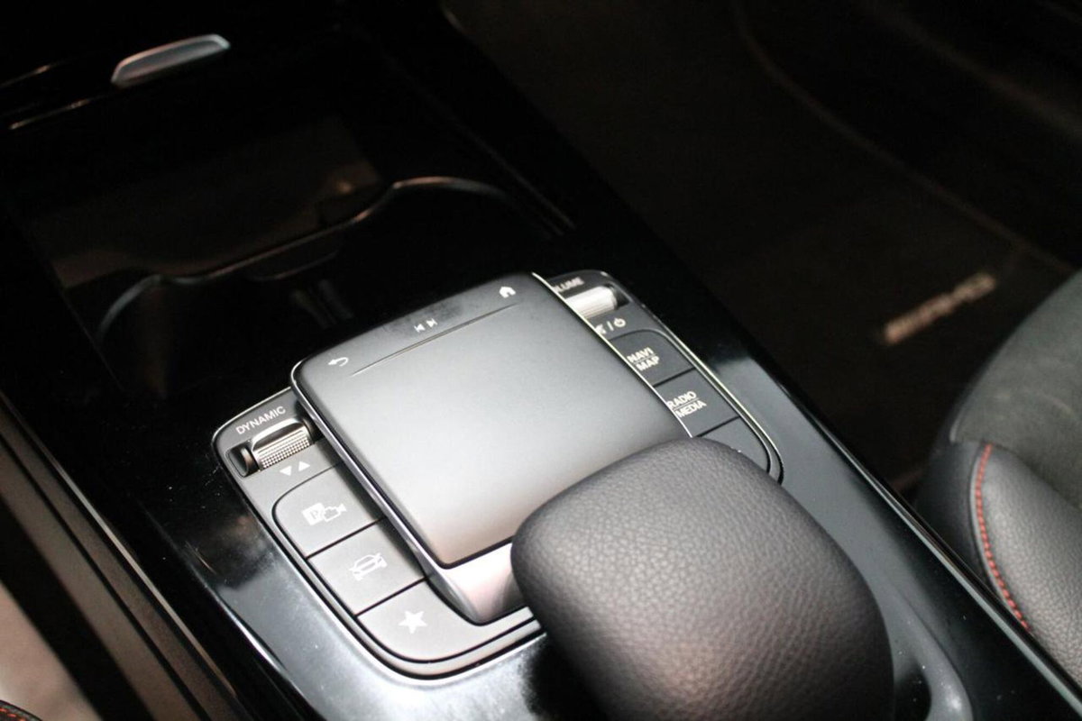 Mercedes-Benz Classe A 200 d Automatic Premium (17)