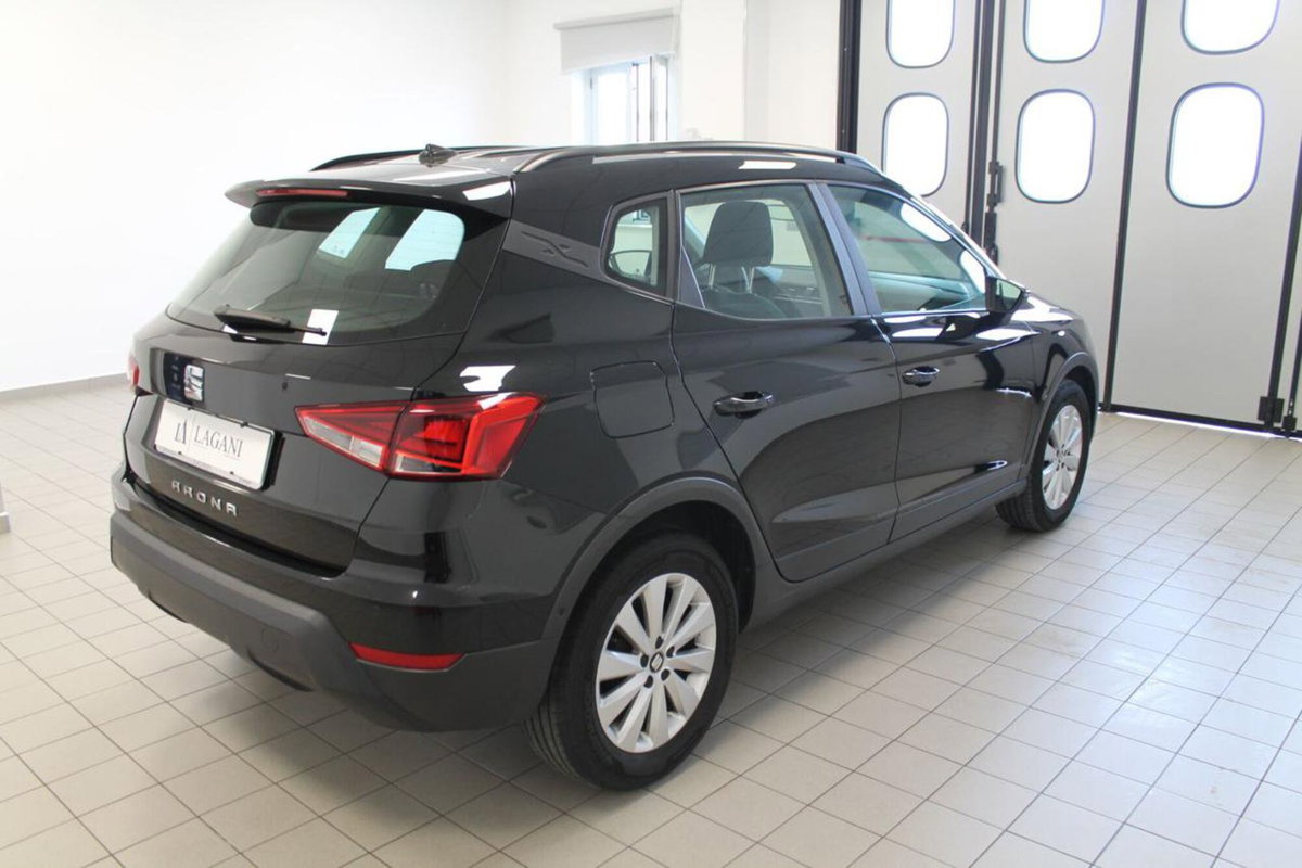SEAT Arona 1.6 TDI 95 CV Style (4)