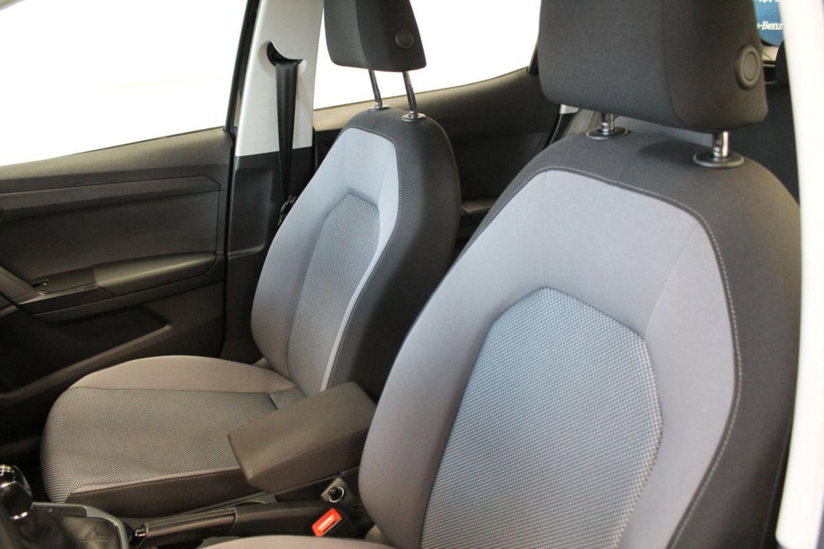 SEAT Arona 1.6 TDI 95 CV Style (8)