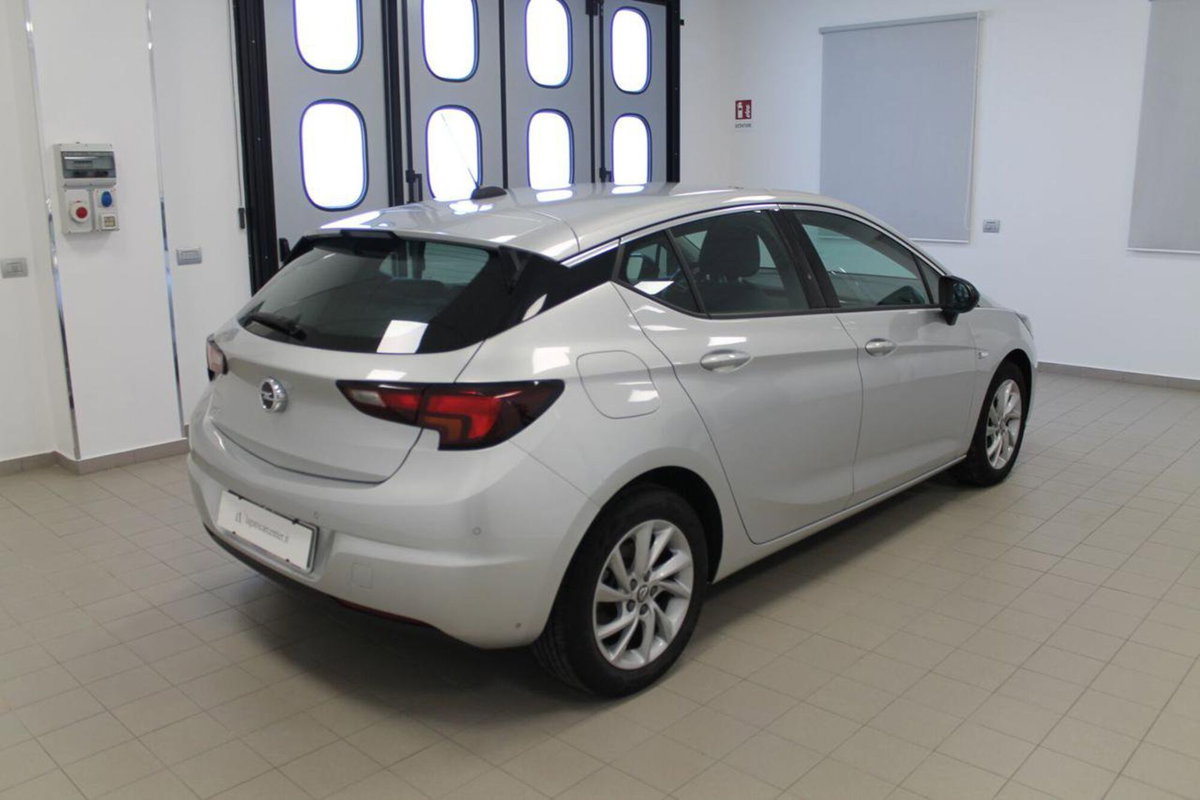 Opel Astra 1.5 CDTI 122 CV S&S 5 porte Business Elegance (4)
