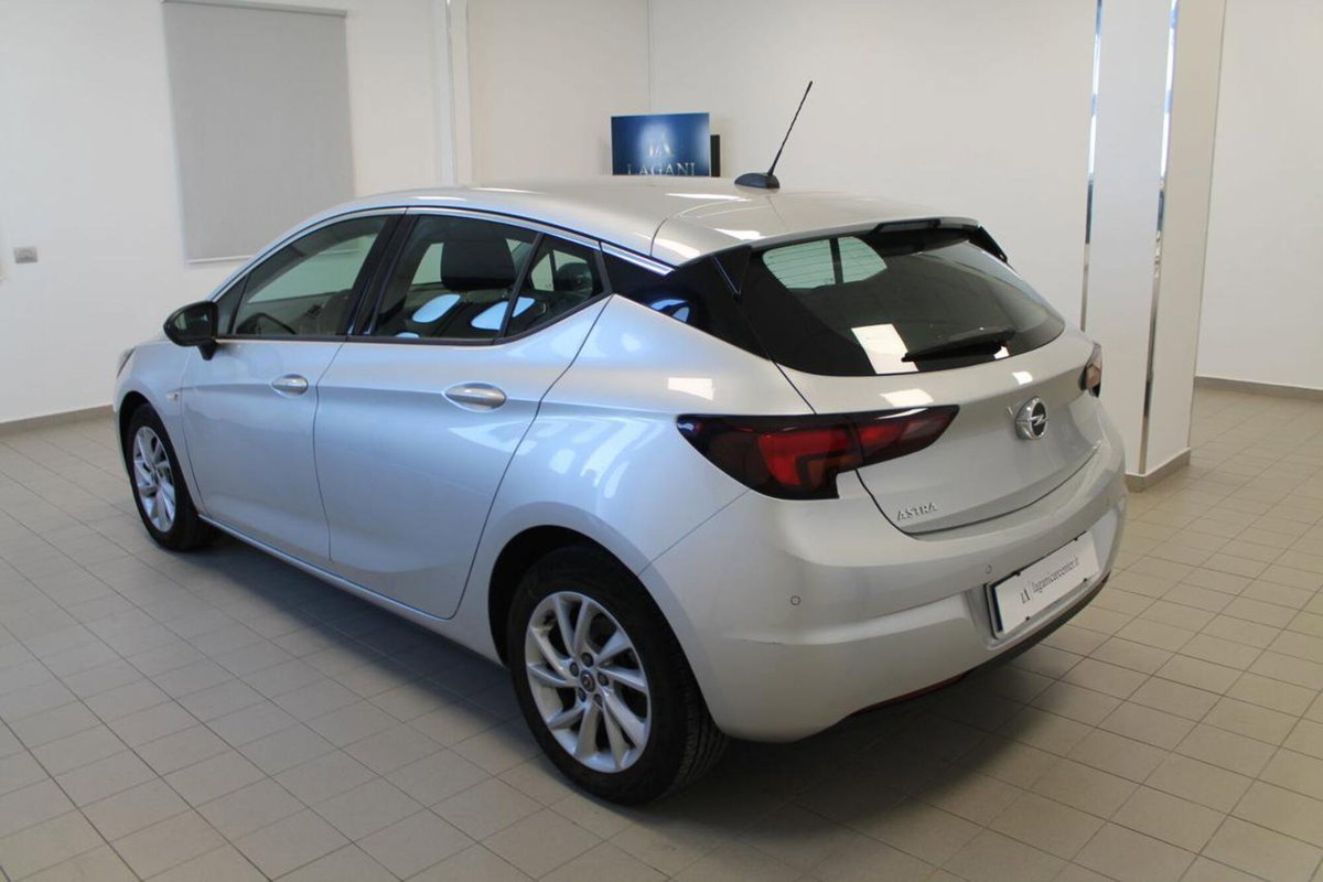 Opel Astra 1.5 CDTI 122 CV S&S 5 porte Business Elegance (6)