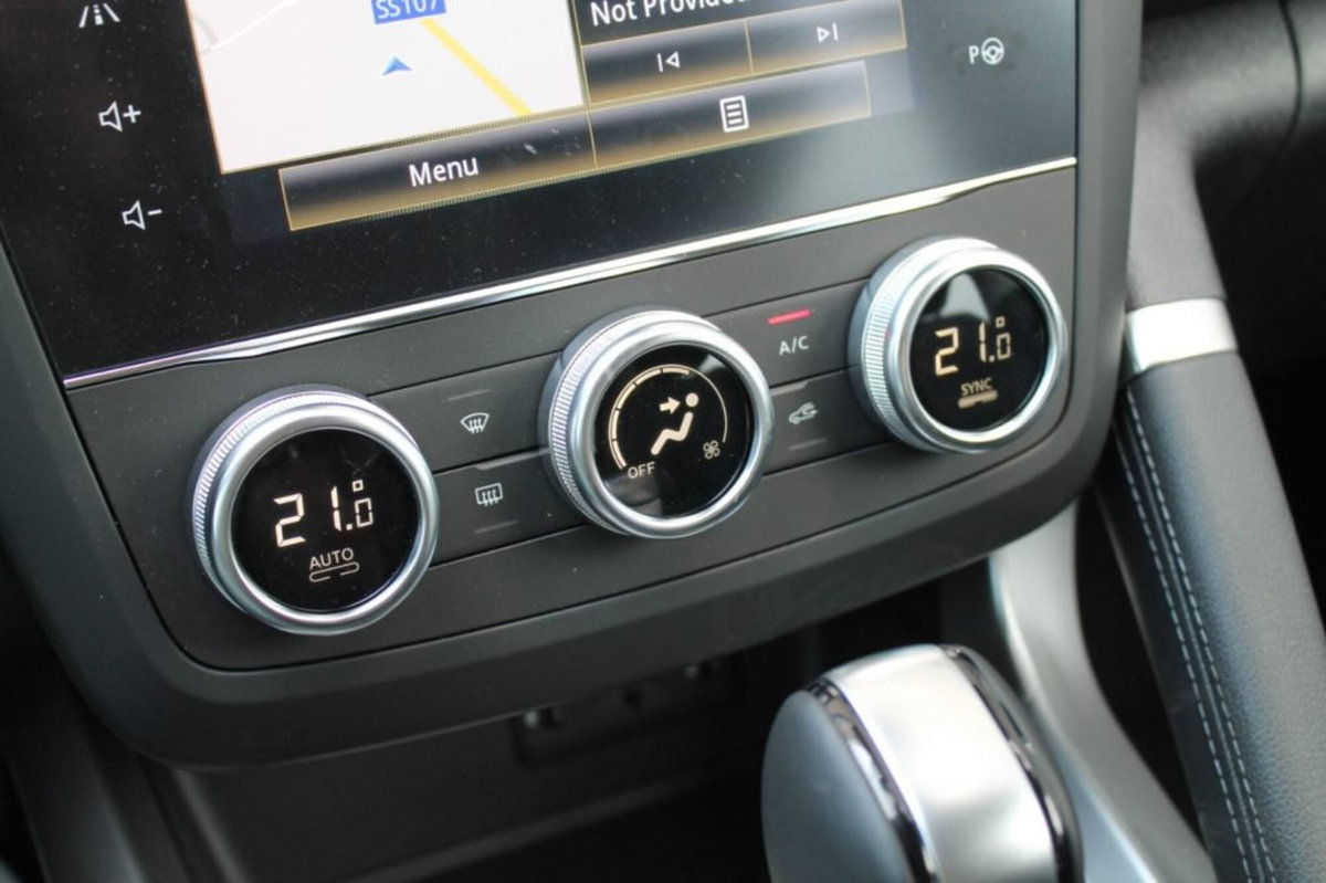 Renault Kadjar dCi 8V 115CV EDC Intens (17)