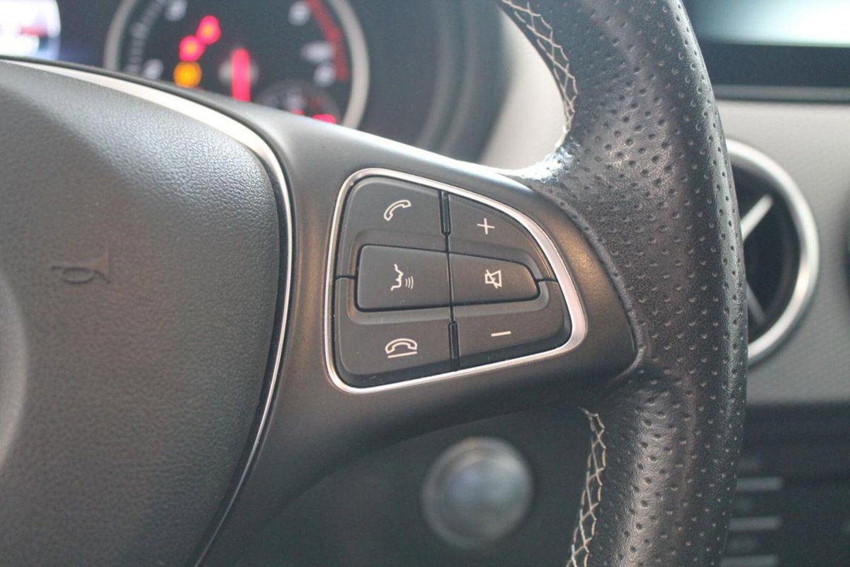Mercedes-Benz Classe B 180 d Sport (12)