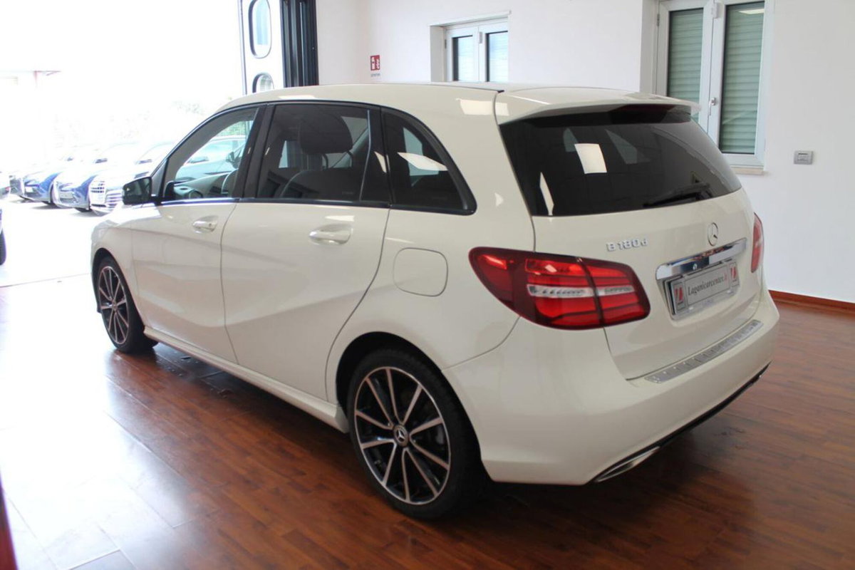 Mercedes-Benz Classe B 180 d Sport (6)