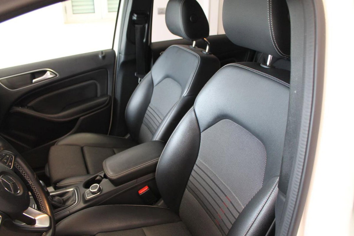 Mercedes-Benz Classe B 180 d Sport (8)