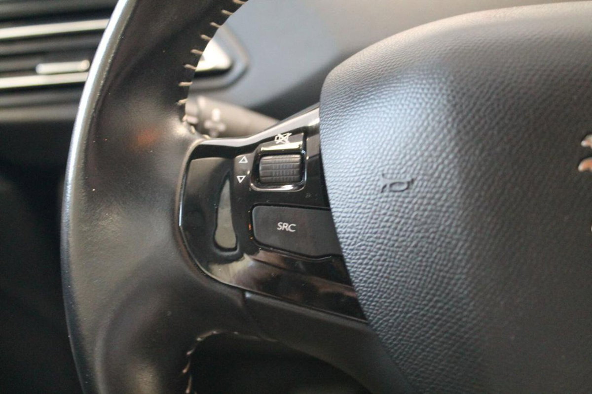 Peugeot 308 SW BlueHDi 130 S&S Business (11)