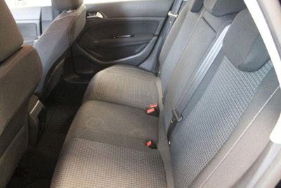 Peugeot 308 SW BlueHDi 130 S&S Business (9)