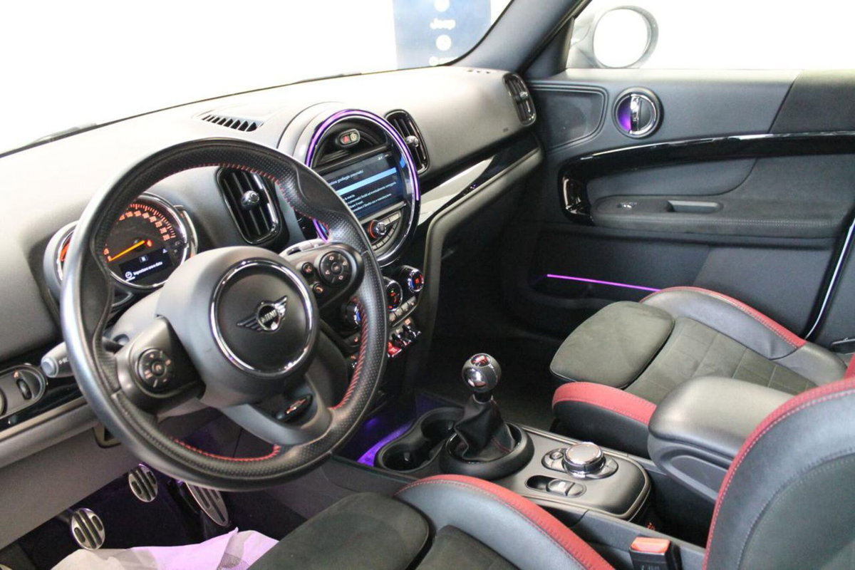 MINI Mini Countryman 2.0 Cooper D Business Countryman (7)