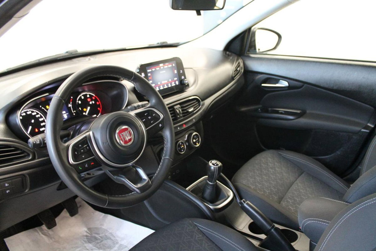 Fiat Tipo Tipo 1.3 Mjt S&S 5 porte City Cross (7)