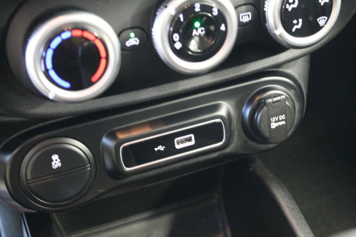 Fiat 500L 1.3 Multijet 95 CV Dualogic Business (19)