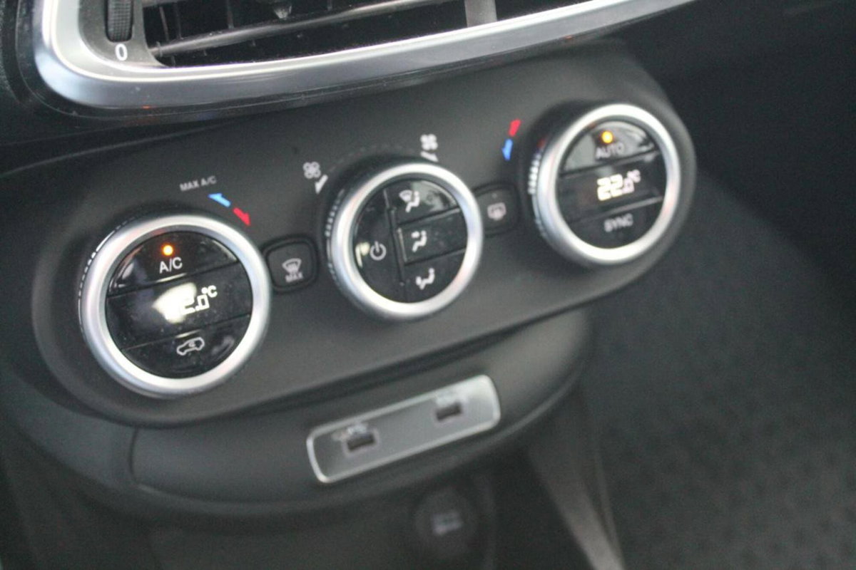 Fiat 500X 1.3 MultiJet 95 CV Cross Dolcevita (17)