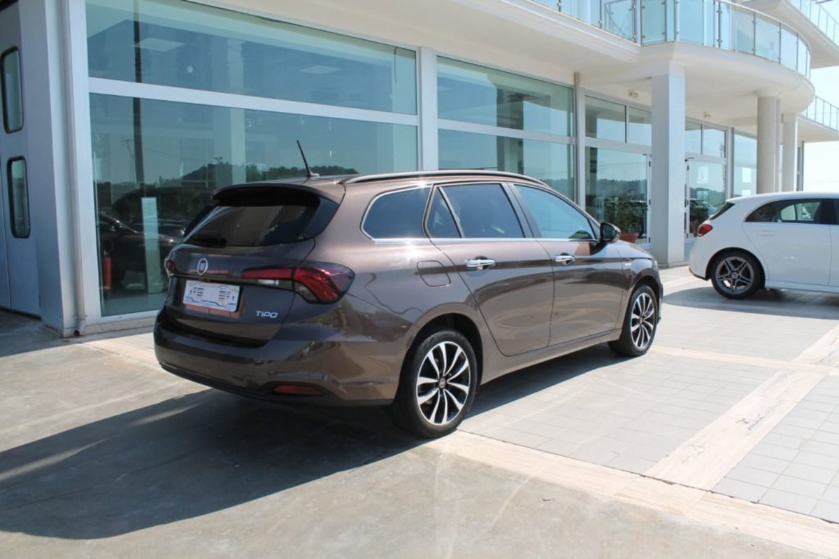 Fiat Tipo Station Wagon Tipo 1.6 Mjt S&S SW Lounge (4)