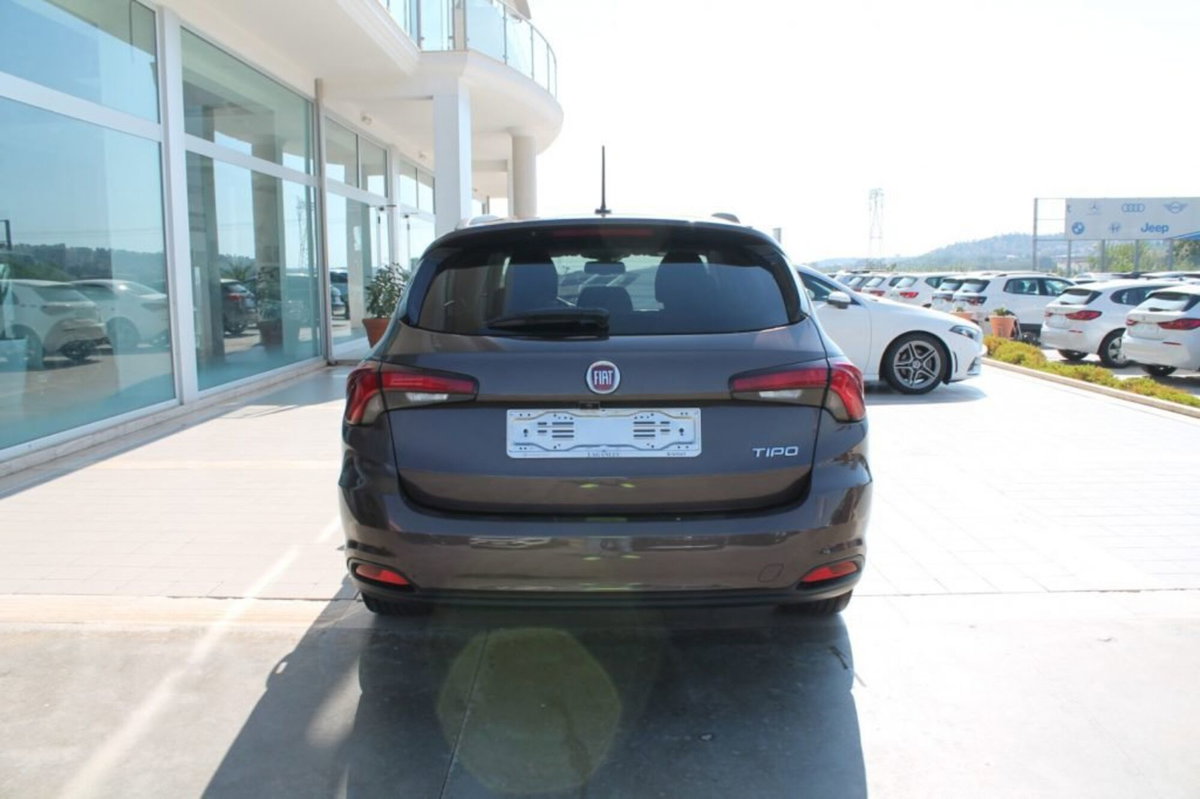 Fiat Tipo Station Wagon Tipo 1.6 Mjt S&S SW Lounge (5)