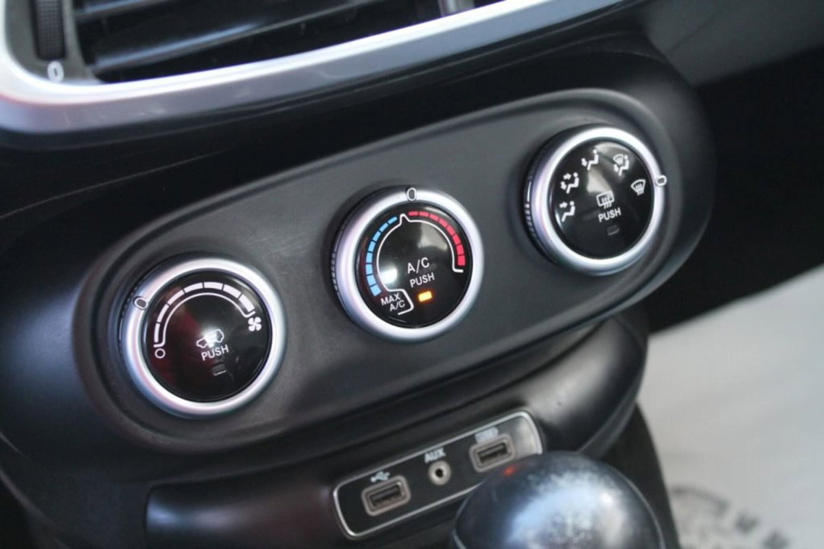 Fiat 500X 1.6 MultiJet 120 CV DCT Pop Star (15)
