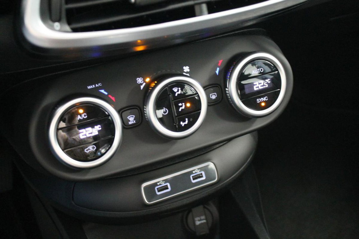 Fiat 500X 1.6 MultiJet 130 CV Cross Dolcevita (16)
