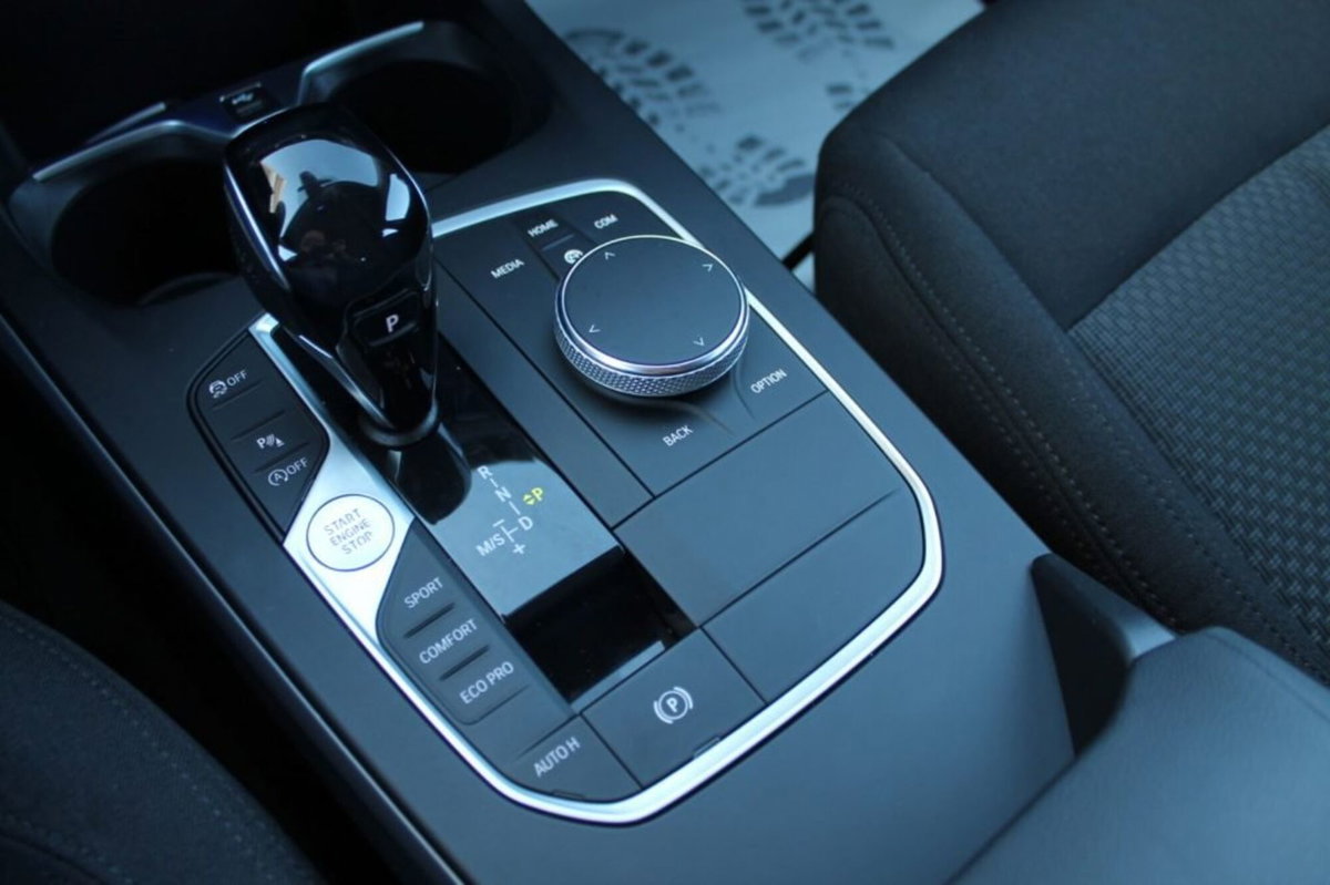BMW Serie 1 5p. 116d 5p. Advantage (19)