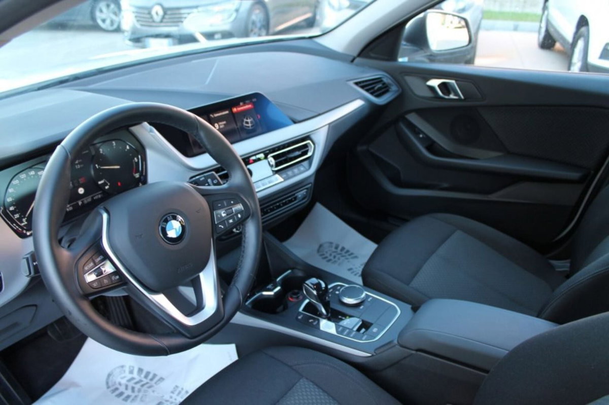 BMW Serie 1 5p. 116d 5p. Advantage (7)