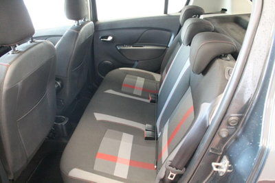 Dacia Sandero Stepway 1.5 Blue dCi 95 CV Techroad (9)