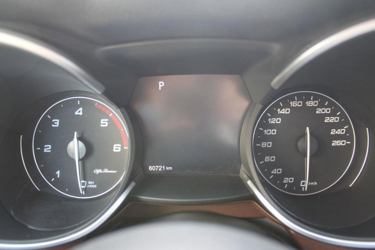 Alfa Romeo Stelvio Stelvio 2.2 Turbodiesel 190 CV AT8 Q4 Executive (10)