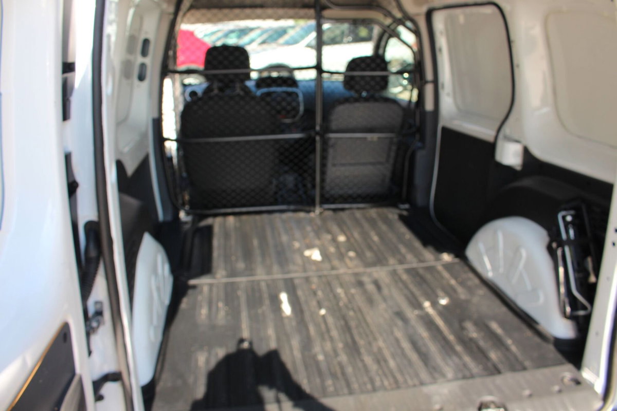 Renault Kangoo 1.5 dCi 75CV F.AP. 4p. Express (19)