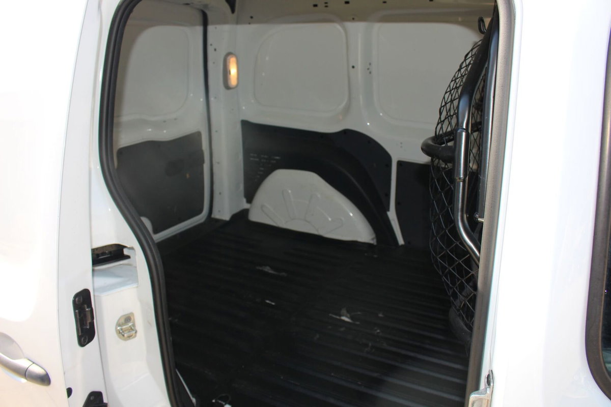 Renault Kangoo 1.5 dCi 75CV F.AP. 4p. Express (20)