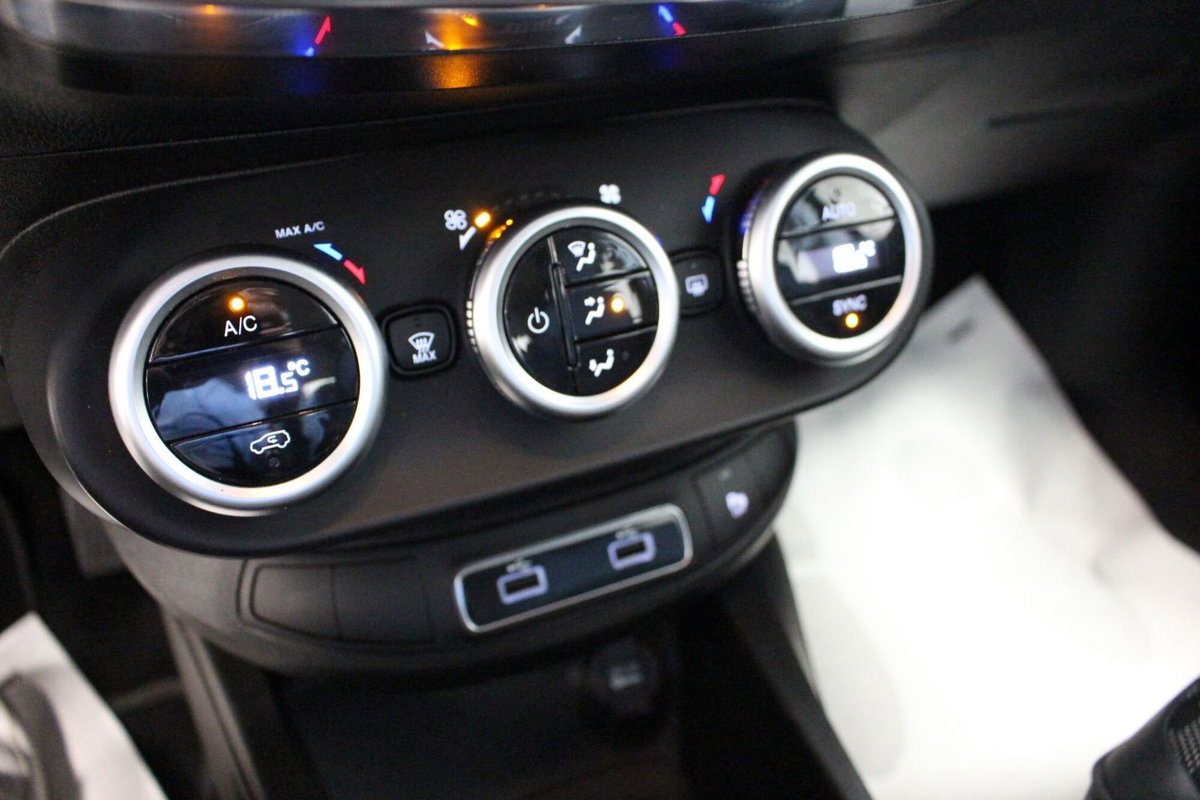 Fiat 500X 1.6 MultiJet 120 CV Cross (13)