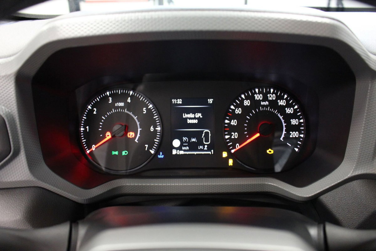 Dacia Duster 1.0 Eco-G Essential 100cv (12)