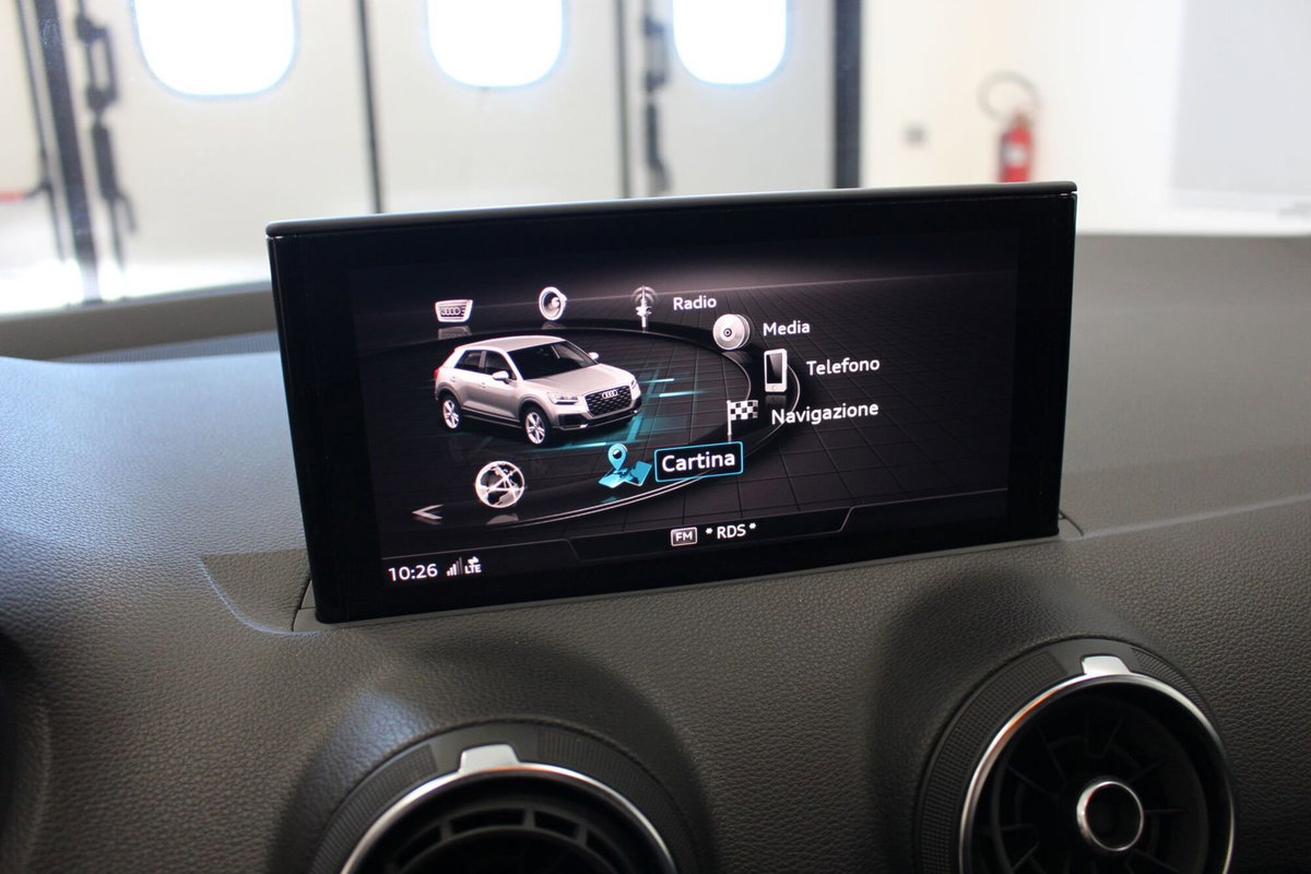 Audi Q2 Q2 35 TDI quattro S tronic Business Plus (17)