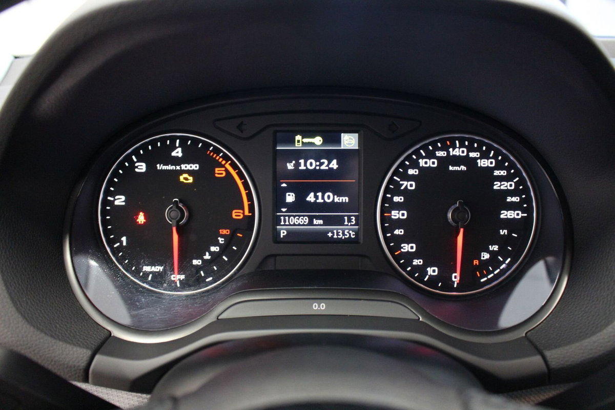 Audi Q2 Q2 35 TDI quattro S tronic Business Plus (9)
