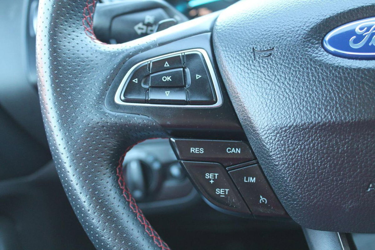 Ford Kuga 2.0 TDCI 150 CV S&S 4WD Powershift ST-Line (11)