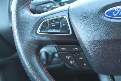 Ford Kuga 2.0 TDCI 150 CV S&S 4WD Powershift ST-Line (11)