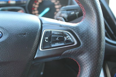 Ford Kuga 2.0 TDCI 150 CV S&S 4WD Powershift ST-Line (12)