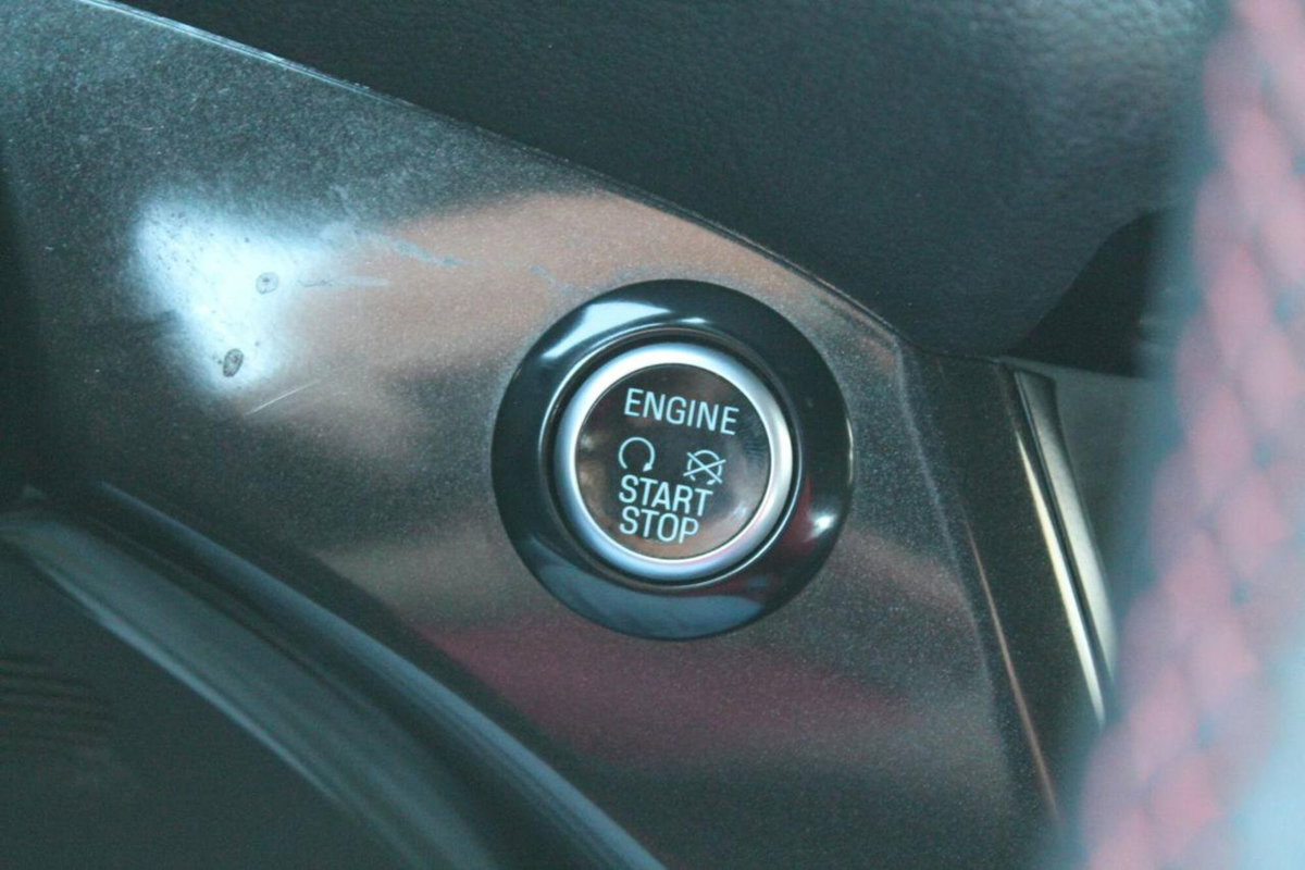 Ford Kuga 2.0 TDCI 150 CV S&S 4WD Powershift ST-Line (17)