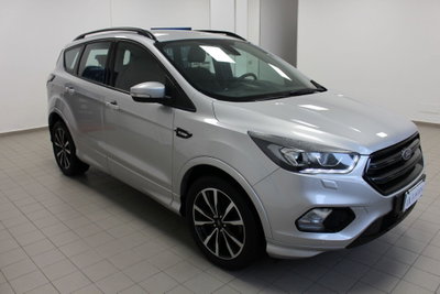 Ford Kuga 2.0 TDCI 150 CV S&S 4WD Powershift ST-Line (3)