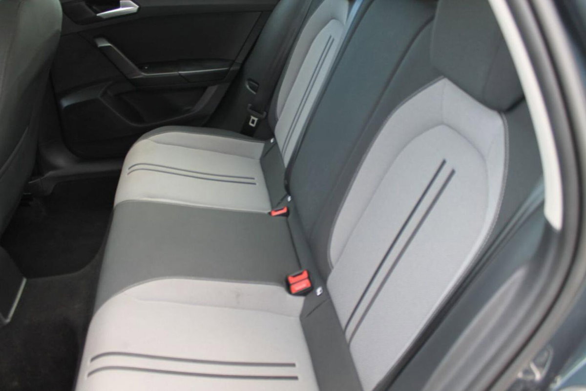 SEAT Leon 2.0 tdi Style 150cv dsg (9)