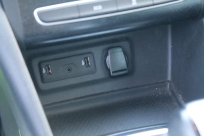 Renault Mégane Sporter Blue dCi 115 CV EDC Intens (17)
