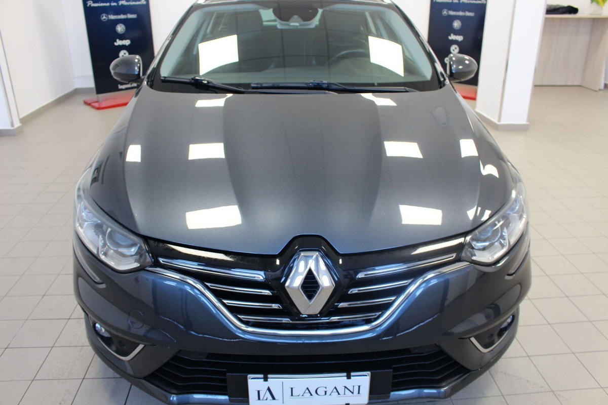 Renault Mégane Sporter Blue dCi 115 CV EDC Intens (2)