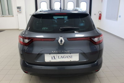 Renault Mégane Sporter Blue dCi 115 CV EDC Intens (5)