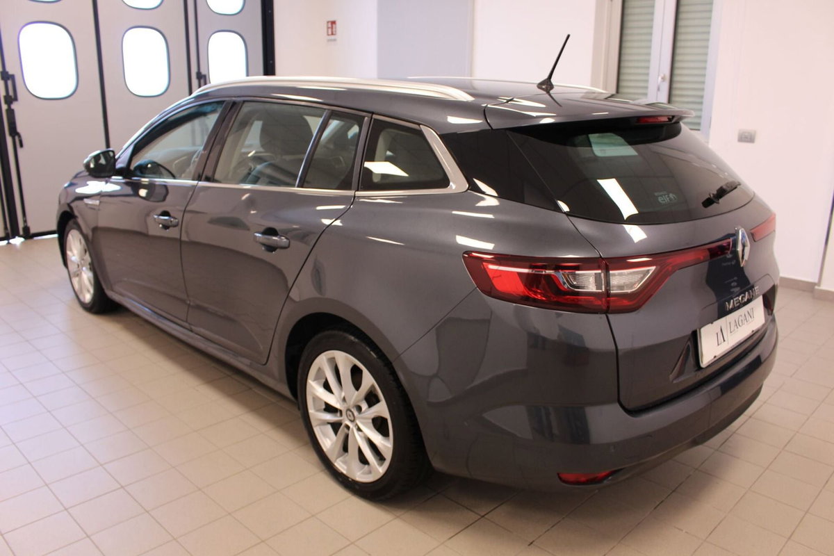 Renault Mégane Sporter Blue dCi 115 CV EDC Intens (6)