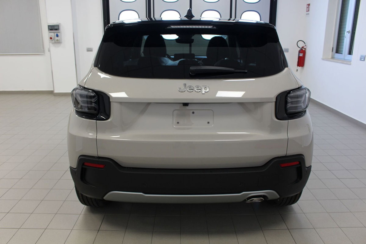 Jeep Avenger 1.2 turbo Summit fwd 100cv (5)