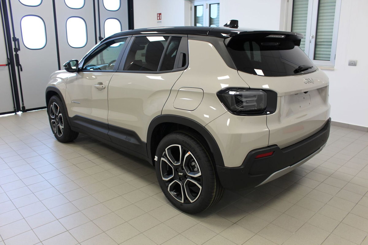 Jeep Avenger 1.2 turbo Summit fwd 100cv (6)