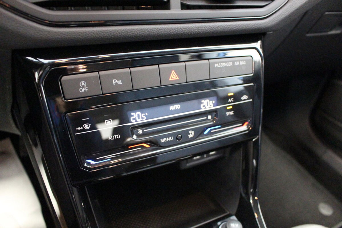 Volkswagen T-Cross 1.0 tsi Edition 95cv (13)